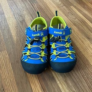 Kamik hiking sandals
